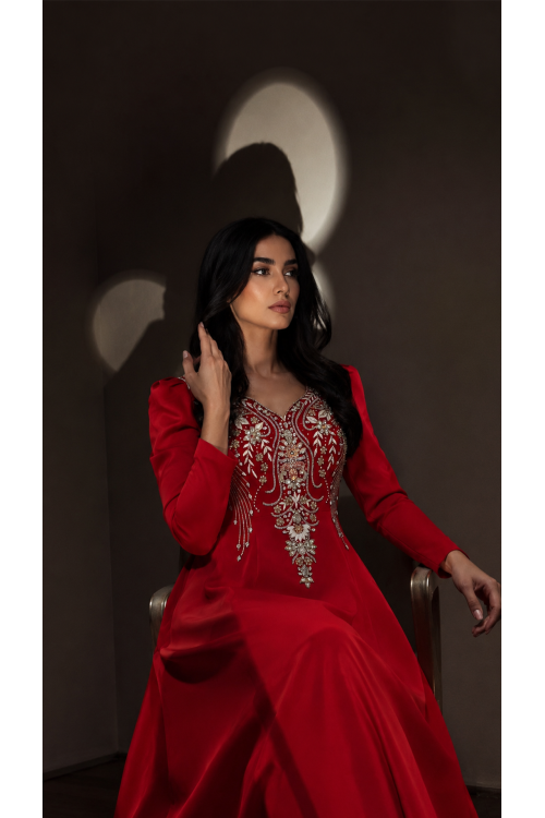 فستان احمر كلاسي اند ايليجانت