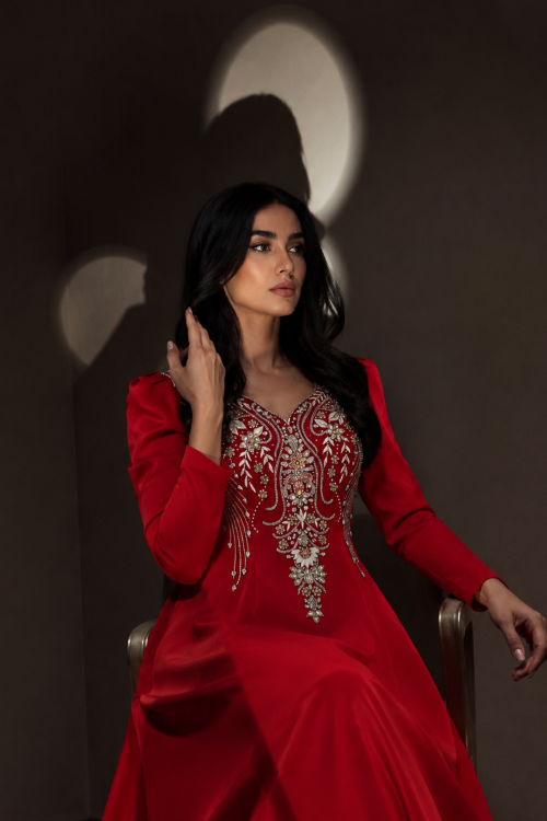 فستان احمر كلاسي اند ايليجانت